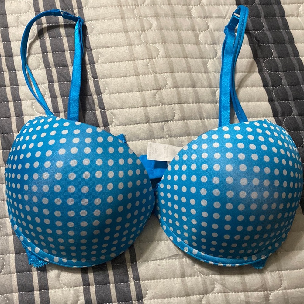 ☀️ EUC Fredrick’s of HW 34C padded bra ☀️